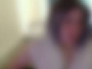 Live cam show with EvaMiron - Brown Eyes on Camsoda