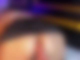 Live cam show with cattaleya-69 - Facial on Stripli.com