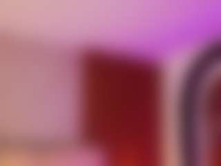 Live cam show with LUNAANGELL - Camel Toe on xxxlivecams.org