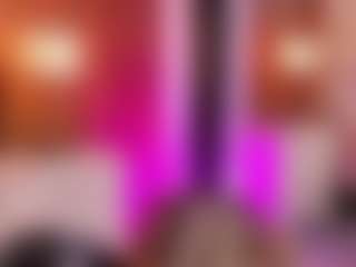 Live cam show with LUNAANGELL - White Curvy on madthumbs | colombia