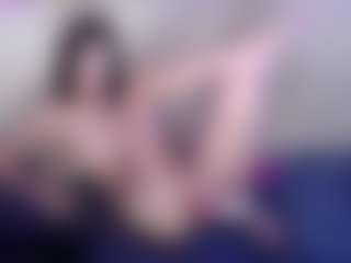 Yummybabes's Live Sex Cam Show