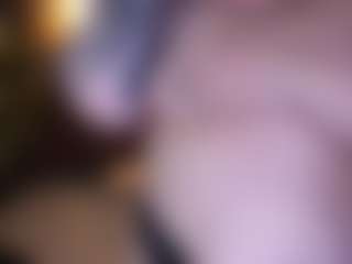 ZaraReign's Live Sex Cam Show