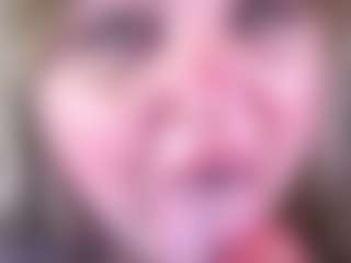 ZaraReign's Live Sex Cam Show