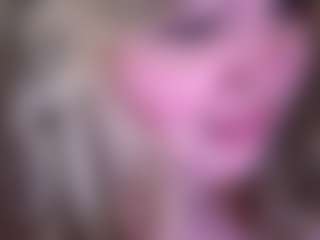 ZaraReign's Live Sex Cam Show