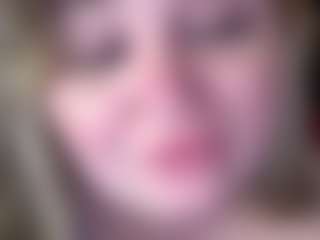 ZaraReign's Live Sex Cam Show