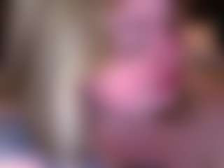 ZaraReign's Live Sex Cam Show