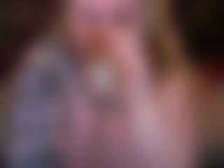 Live cam show with ZaraReign - Thick on madthumbs