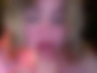 ZaraReign's Live Sex Cam Show