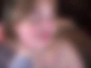 ZaraReign's Live Sex Cam Show