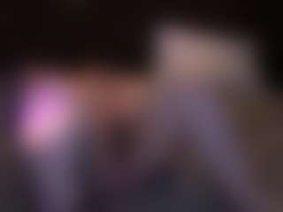 ZaraReign's Live Sex Cam Show