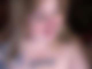 Live cam show with ZaraReign - Thick on Dolls Live