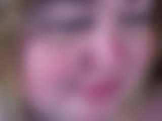 ZaraReign's Live Sex Cam Show