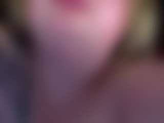 ZaraReign's Live Sex Cam Show