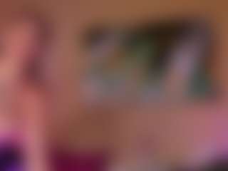 Live cam show with LunaMystyque - Gray Eyes on CamClone