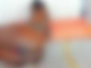 Live cam show with AlmaSaennz - Fingering on fuck-show.com