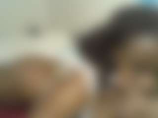Show de cam sexual en vivo de curvy-princess2