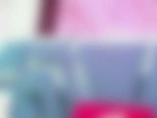 Live cam show with miilaklum - Black Petite on Camsoda