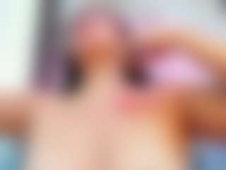 Live cam show with miilaklum - Ebony on Camsoda | colombia