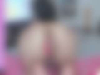 Live cam show with springlight - Smoking on Uber Horny