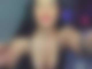 SnowingWinter's Live Sex Cam Show