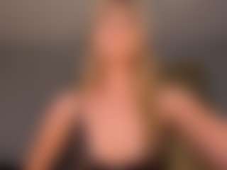 Mia Silva's Live Sex Cam Show