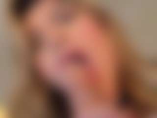 Live cam show with Mia Silva - Full Nudity on Instabang