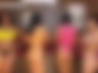 Live cam show with dayannawins - Public Ebony on Camsoda