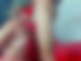 Live cam show with Yacksii-Grammss - Moaning on StripNow