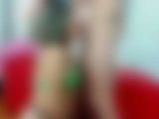 Live cam show with Yacksii-Grammss - Red Hair on AdultVida.com