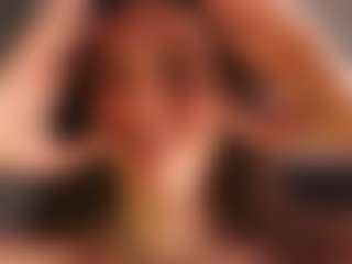 Delly's Live Sex Cam Show