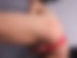 Live cam show with Delly - Hairy Pussy Lovense on TottyGirls