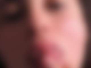 Delly's Live Sex Cam Show