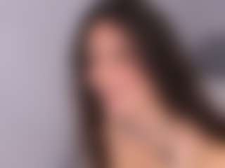 Delly's Live Sex Cam Show