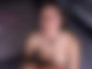 Delly's Live Sex Cam Show