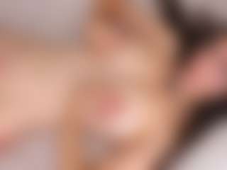 Delly's Live Sex Cam Show