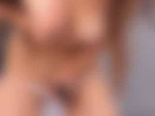 Delly's Live Sex Cam Show