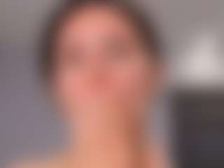Delly's Live Sex Cam Show