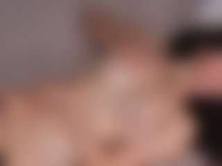 Live cam show with Delly - Athletic Bedroom on Dolls Live