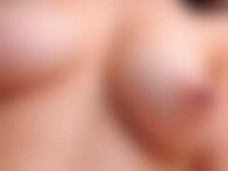 Delly's Live Sex Cam Show