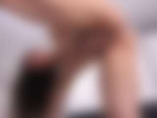 Delly's Live Sex Cam Show