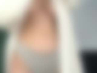 Live cam show with Sofia - Moan on parknlotfishbdy