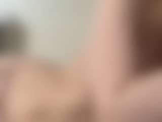 Live cam show with Sofia - Moan on sexylive.show