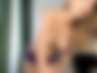 Live cam show with Sofia - Teasing on CamClone