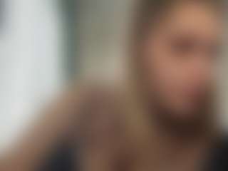 Live cam show with Sofia - Moan on hotwifechat.live