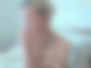 Live cam show with ElvinaBrowning - Tongue on testsause.com