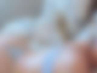 Live cam show with ElvinaBrowning - Tongue on Camsoda