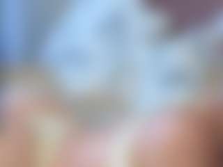 Live cam show with ElvinaBrowning - Body Massage on googirlz