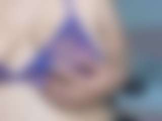 Evelyn-Harpeer's Live Sex Cam Show