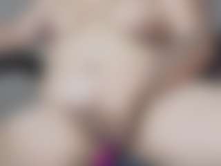 Evelyn-Harpeer's Live Sex Cam Show