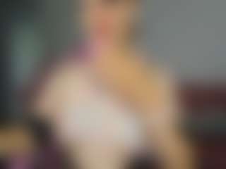 Live cam show with Linda-Hill - Shaved on liverealitysex.com